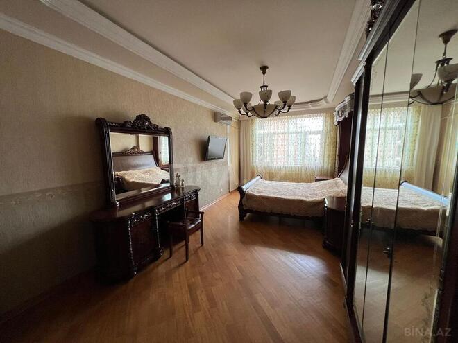 4-комн. новостройка - м. 28 мая - 195 м² (8)