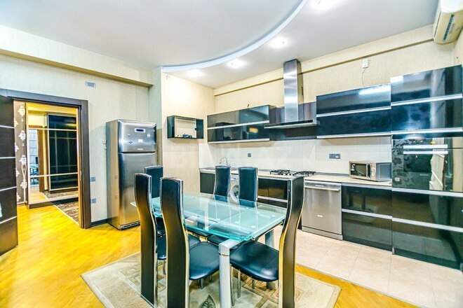 4-комн. новостройка - м. 28 мая - 210 м² (10)