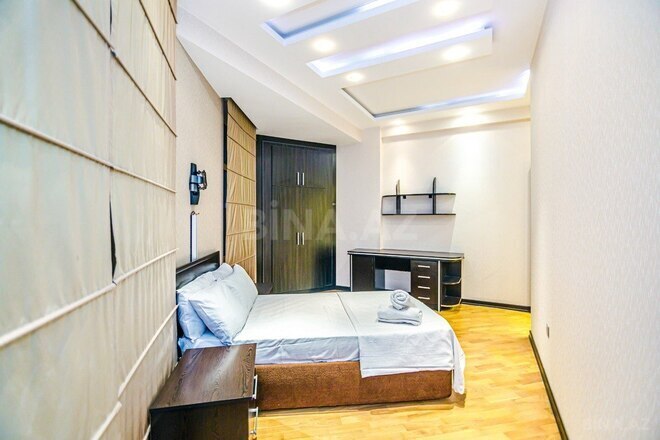 4-комн. новостройка - м. 28 мая - 210 м² (20)
