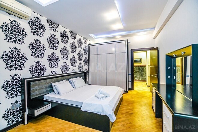 4-комн. новостройка - м. 28 мая - 210 м² (16)