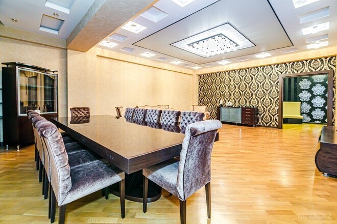 4-комн. новостройка - м. 28 мая - 210 м² (18)