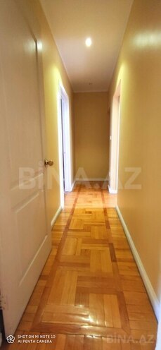 Продаётся 5-комн. вторичка 192 м², м. Низами, photo 25 from 32