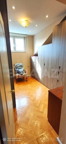 Продаётся 5-комн. вторичка 192 м², м. Низами, photo 24 from 32