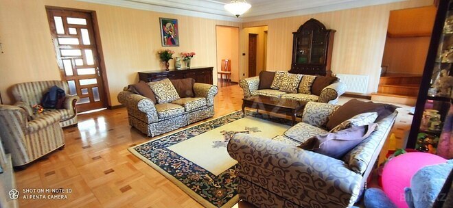 Продаётся 5-комн. вторичка 192 м², м. Низами, photo 11 from 32