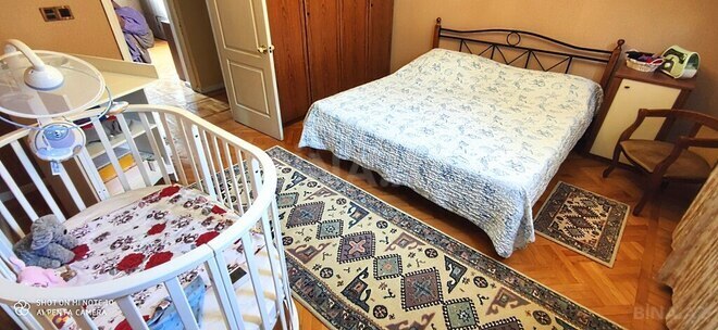 Продаётся 5-комн. вторичка 192 м², м. Низами, photo 22 from 32