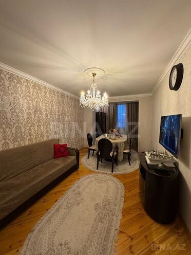 3-комн. вторичка - м. Низами - 70 м² (2)