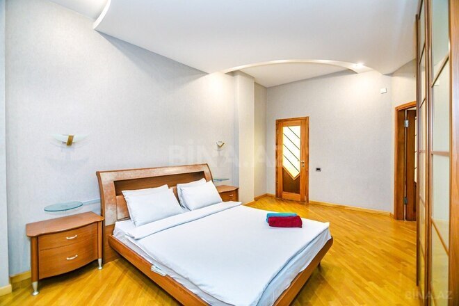 3-комн. новостройка - м. 28 мая - 235 м² (7)