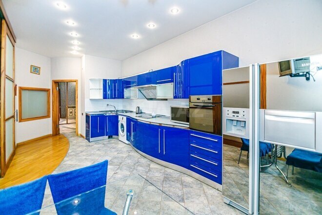 3-комн. новостройка - м. 28 мая - 235 м² (24)