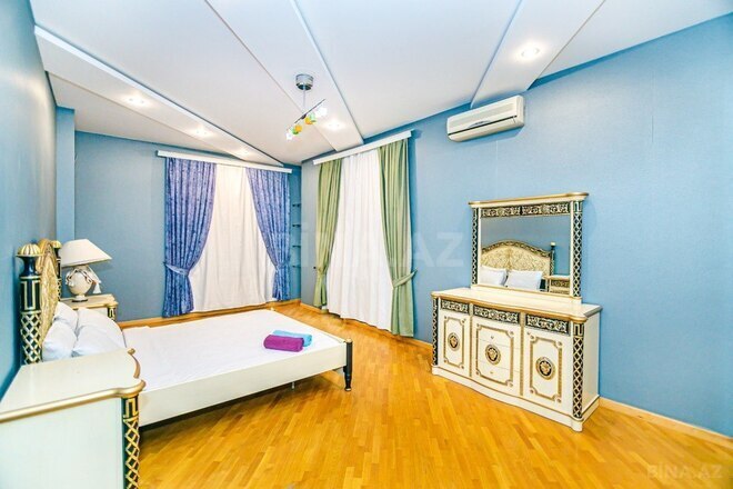 3-комн. новостройка - м. 28 мая - 235 м² (1)
