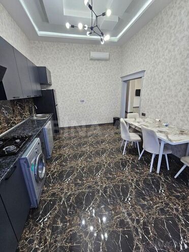 4 otaqlı həyət evi/bağ evi - Mərdəkan q. - 180 m² (18)