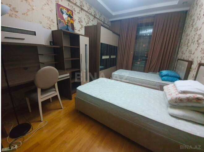 4 otaqlı yeni tikili - Nizami m. - 165 m² (13)