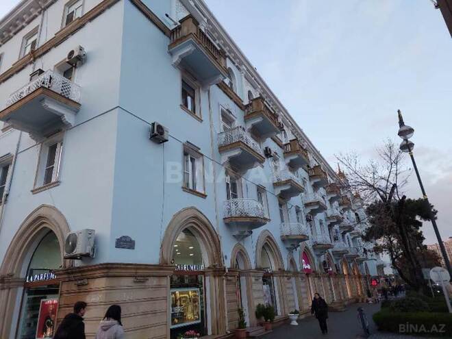 4-комн. вторичка - м. Элмляр Академиясы - 110 м² (2)