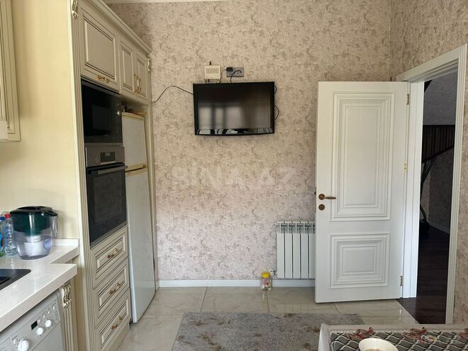 5 otaqlı həyət evi/bağ evi - Bakıxanov q. - 200 m² (9)