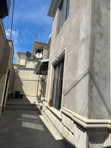 5 otaqlı həyət evi/bağ evi - Bakıxanov q. - 200 m² (2)