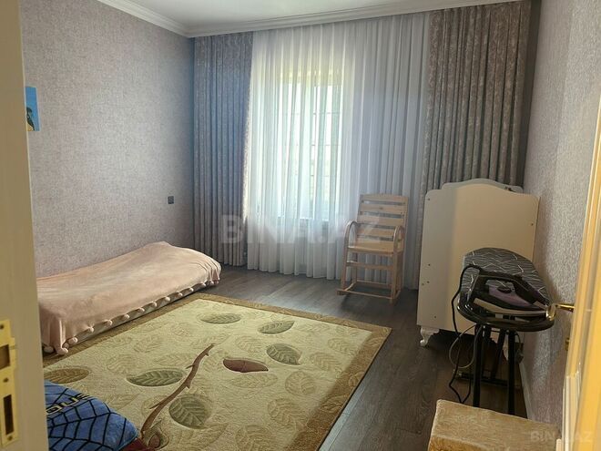 5 otaqlı həyət evi/bağ evi - Bakıxanov q. - 200 m² (22)