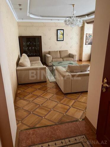 3-комн. вторичка - м. 28 мая - 120 м² (4)