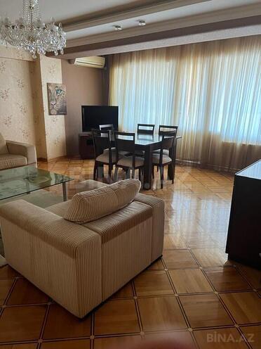 3-комн. вторичка - м. 28 мая - 120 м² (1)