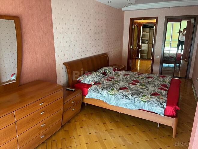 3-комн. вторичка - м. 28 мая - 120 м² (11)