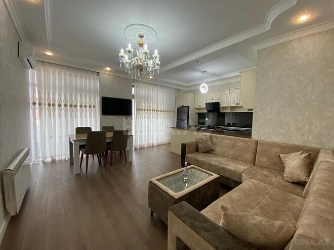 3 otaqlı yeni tikili - 8 Noyabr m. - 140 m² (2)