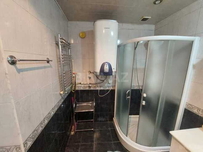 6 otaqlı həyət evi/bağ evi - 28 May m. - 160 m² (25)