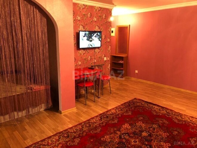 1-комн. вторичка - м. Элмляр Академиясы - 40 м² (1)