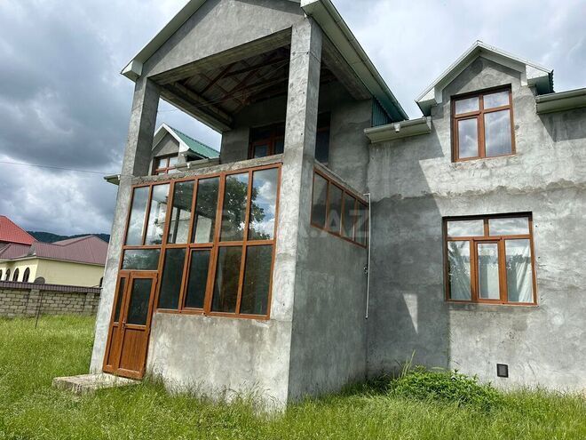7 otaqlı həyət evi/bağ evi - Qəbələ - 300 m² (3)