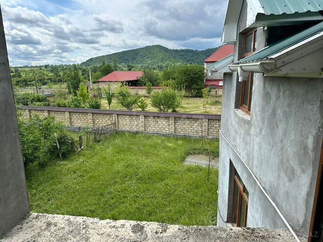7 otaqlı həyət evi/bağ evi - Qəbələ - 300 m² (4)