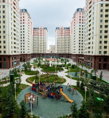 Продаётся 4-комн. новостройка 173 м², м. Элмляр Академиясы, photo 1 from 15