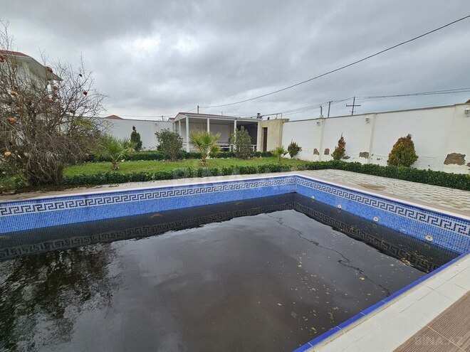 5 otaqlı həyət evi/bağ evi - Şüvəlan q. - 200 m² (18)