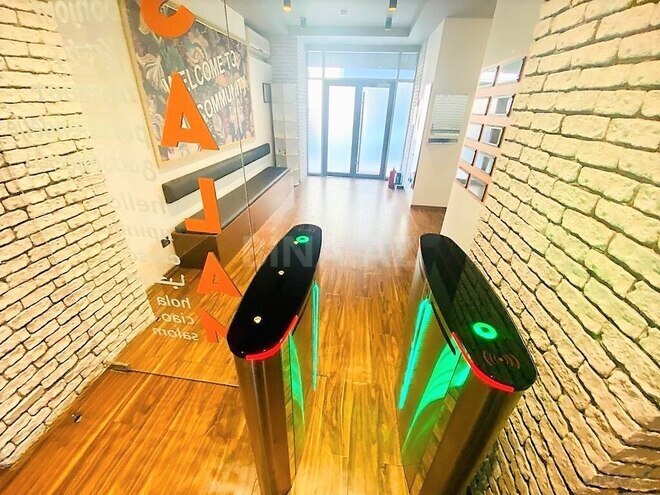 Сдаётся 12-комн. офис 870 м², м. Сахил, photo 29 from 30