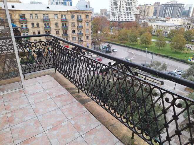 3 otaqlı köhnə tikili - Nizami m. - 120 m² (12)