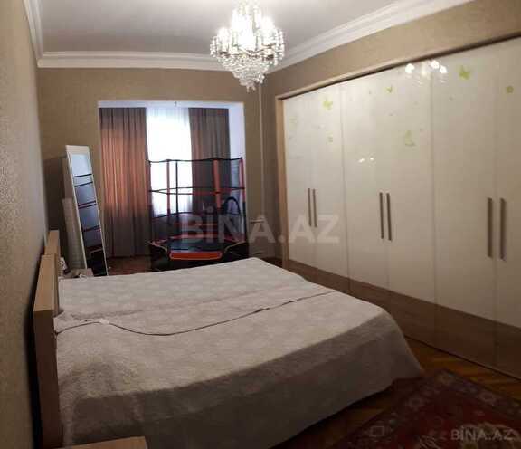 Продаётся 3-комн. вторичка 82 м², Ясамальский р., photo 5 from 19