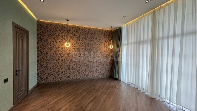 6-комн. дом/дача - пос. Шувеляны - 580 м² (28)