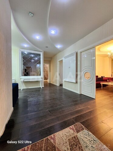 3 otaqlı yeni tikili - Neftçilər m. - 125 m² (16)