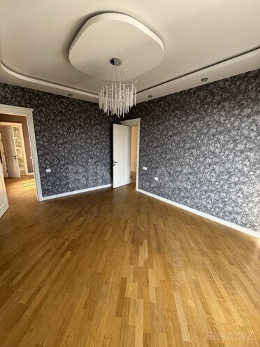 5 otaqlı həyət evi/bağ evi - Mərdəkan q. - 400 m² (16)
