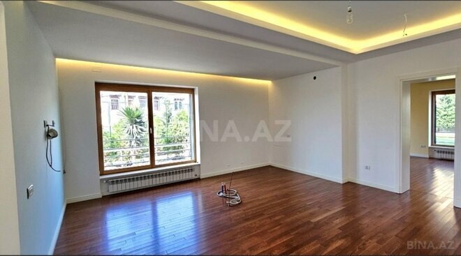 7-комн. дом/дача - пос. Бадамдар - 700 м² (13)