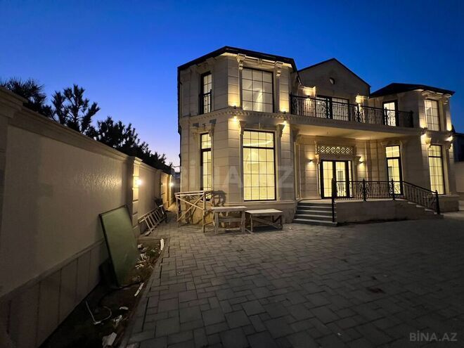 6 otaqlı həyət evi/bağ evi - Şüvəlan q. - 350 m² (1)