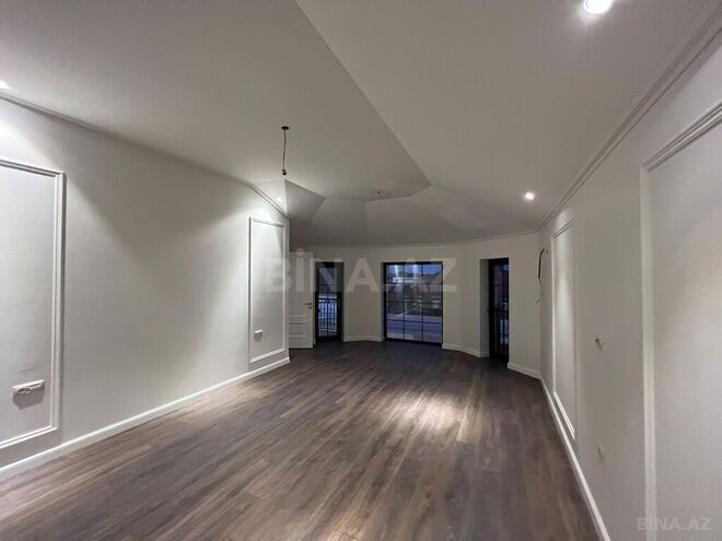 6 otaqlı həyət evi/bağ evi - Şüvəlan q. - 350 m² (19)
