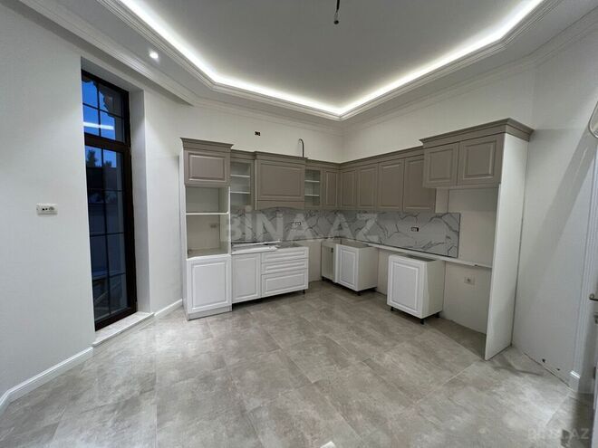 6 otaqlı həyət evi/bağ evi - Şüvəlan q. - 350 m² (24)