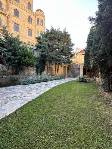 6 otaqlı həyət evi/bağ evi - Nəsimi r. - 840 m² (2)