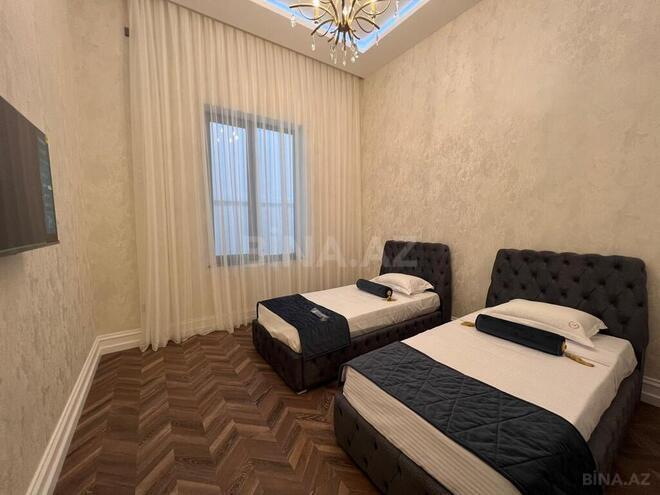 5 otaqlı həyət evi/bağ evi - Mərdəkan q. - 280 m² (20)