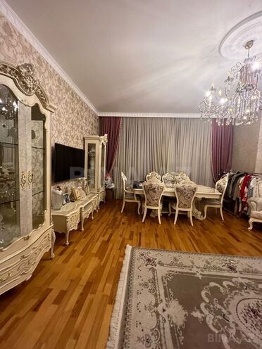 8 otaqlı həyət evi/bağ evi - Binəqədi q. - 650 m² (9)