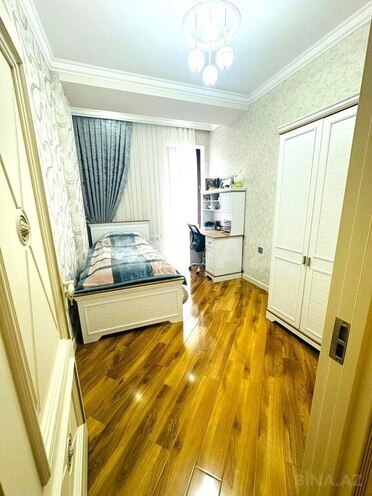 3-комн. новостройка - м. 28 мая - 100 м² (6)