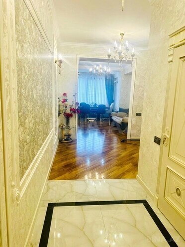3-комн. новостройка - м. 28 мая - 100 м² (9)