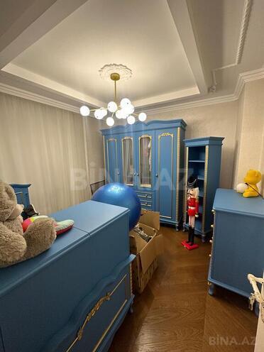 Satılır 3 otaqlı köhnə tikili 215 m², Sahil m., photo 22 from 25