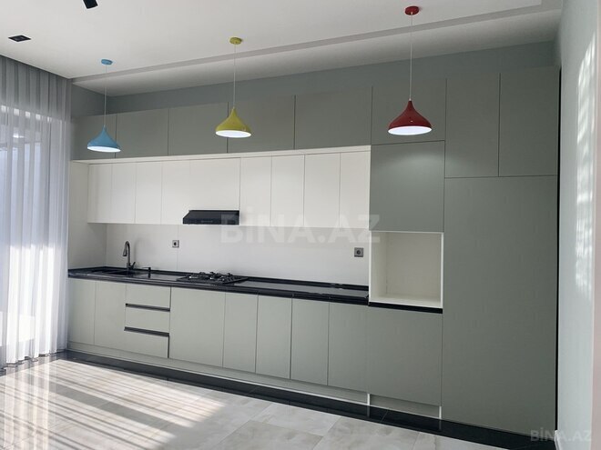 6 otaqlı həyət evi/bağ evi - Şüvəlan q. - 170 m² (6)