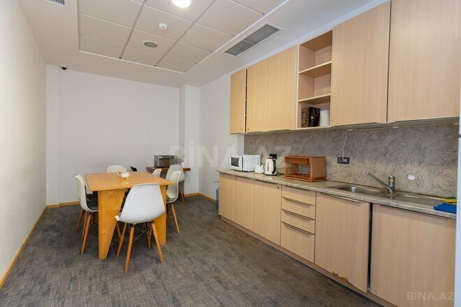 1 otaqlı ofis - Bayıl q. - 234 m² (11)
