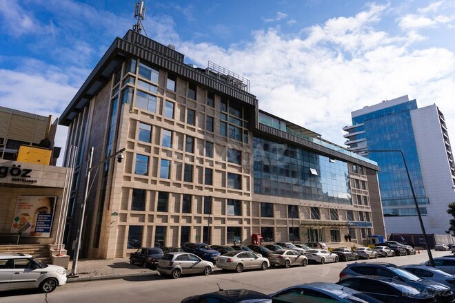 1 otaqlı ofis - Bayıl q. - 234 m² (3)