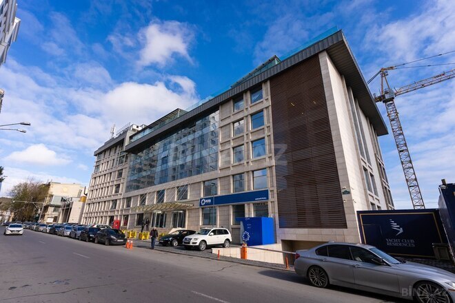 1 otaqlı ofis - Bayıl q. - 234 m² (2)