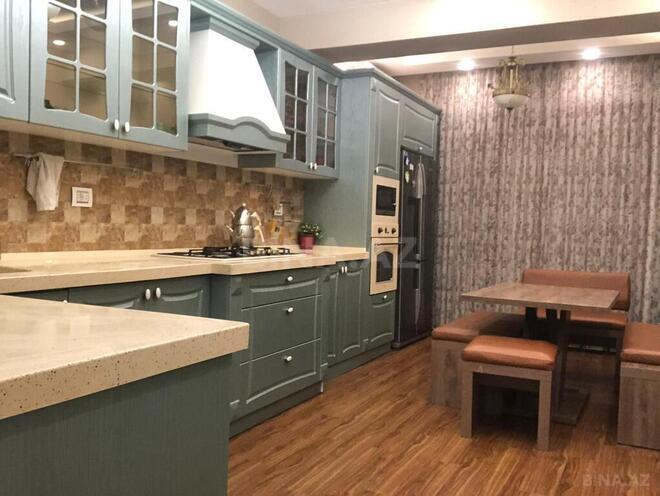 4 otaqlı yeni tikili - Şah İsmayıl Xətai m. - 196 m² (16)